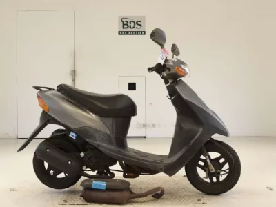 Suzuki LET S2