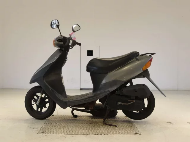 Suzuki LET S2