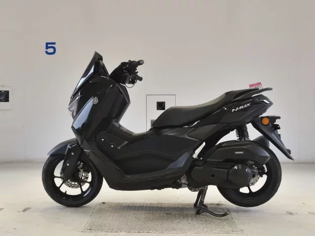 Yamaha NMAX155-3