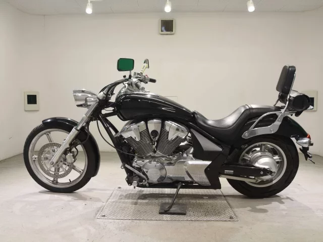 Honda VT1300CS