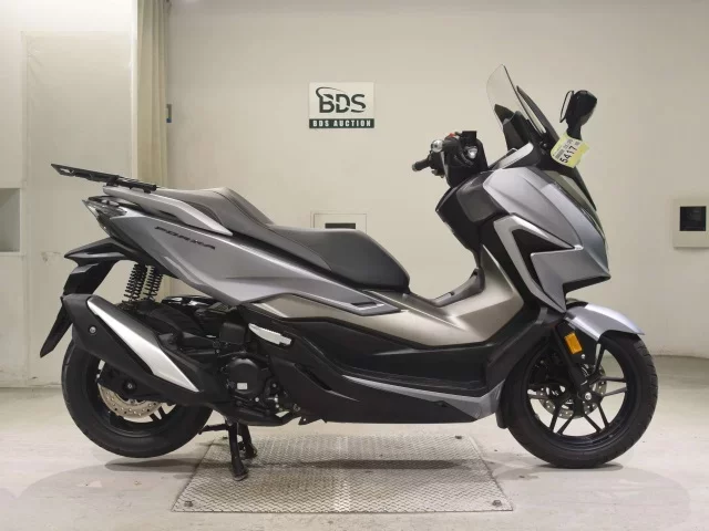 Honda FORZA -5