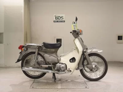 Honda C90