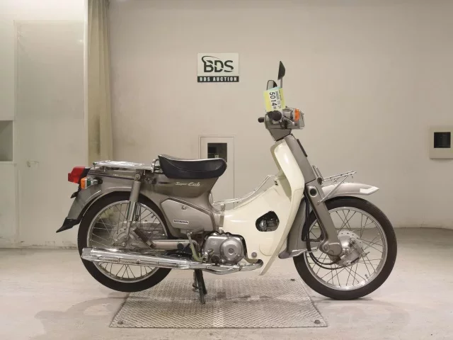 Honda C90