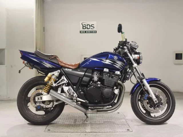 Yamaha XJR400R-3