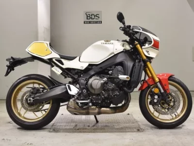 Yamaha XSR900-2
