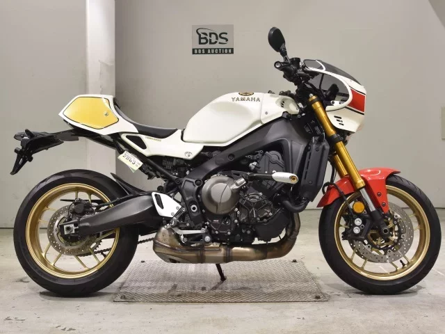 Yamaha XSR900-2
