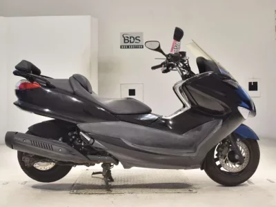 Yamaha MAJESTY 250-4