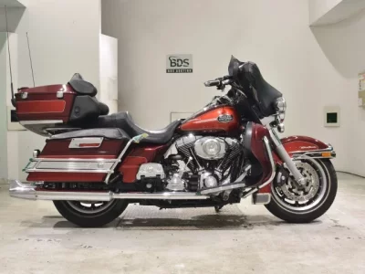 Harley-Davidson HARLEY FLHTCU1580