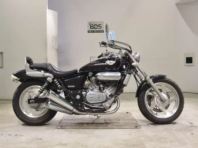Honda MAGNA 250