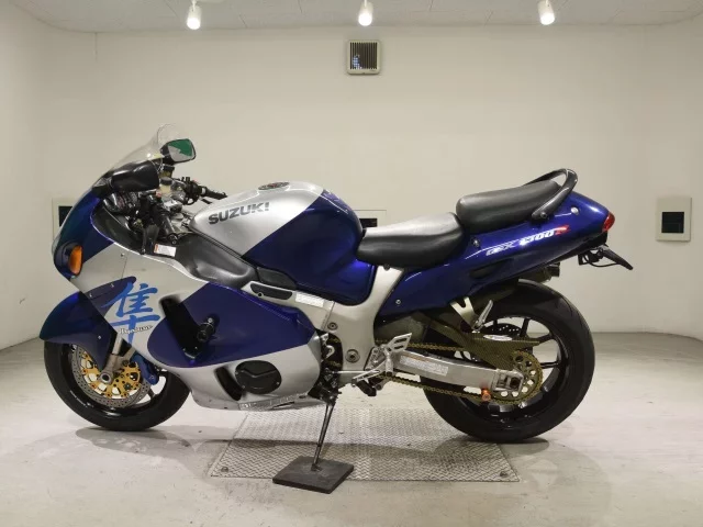 Suzuki GSX1300R HAYABUSA