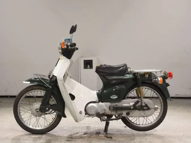 Honda C90
