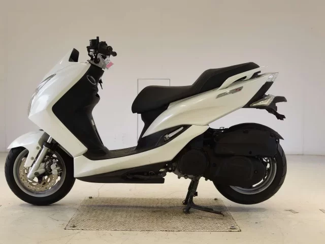 Yamaha MAJESTY 155S