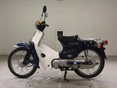 Honda C70