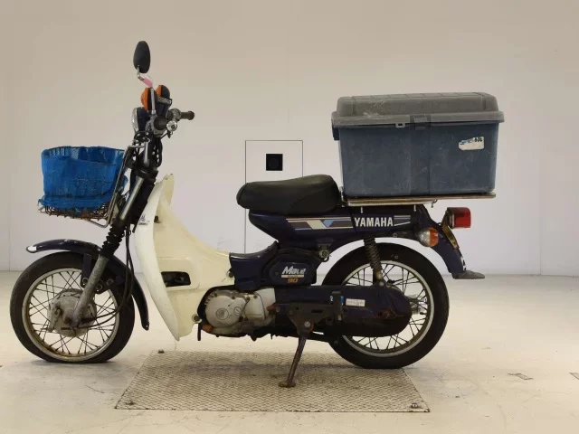 Yamaha MATE90