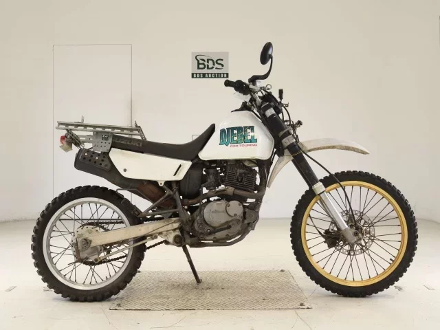 Suzuki DJEBEL200