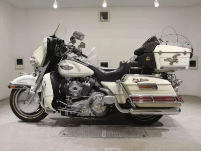 Harley-Davidson HARLEY FLHTCUI1450