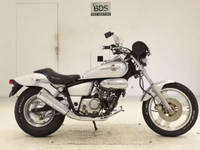 Honda MAGNA 50