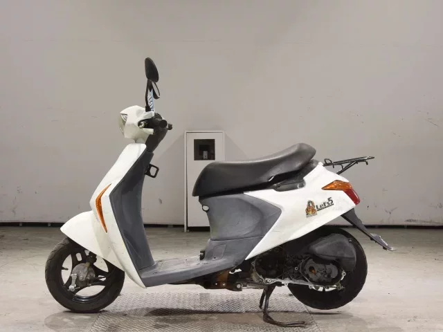 Suzuki LET S5