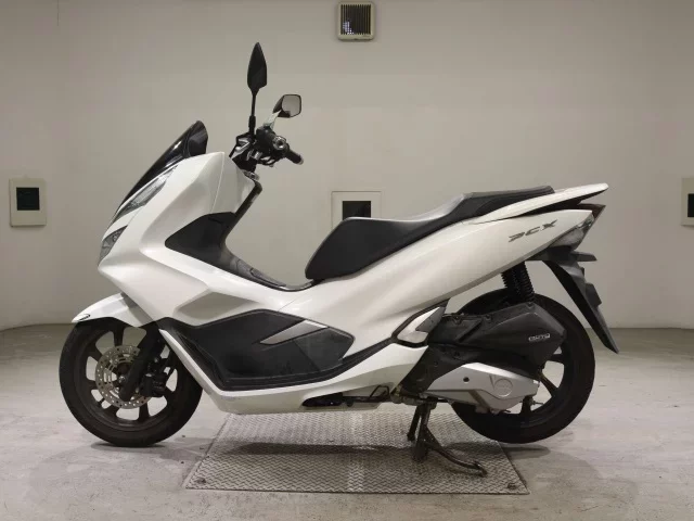 Honda PCX125-3