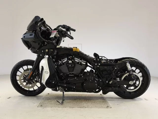 Harley-Davidson HARLEY FLTRXS1750