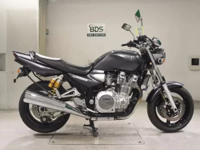Yamaha XJR1300