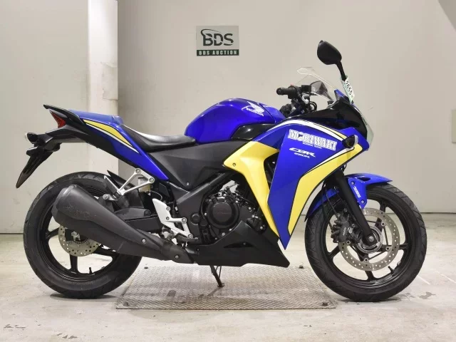 Honda CBR250R ABS