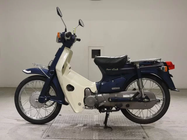 Honda C90