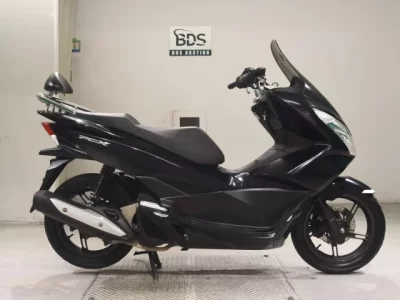Honda PCX125-2