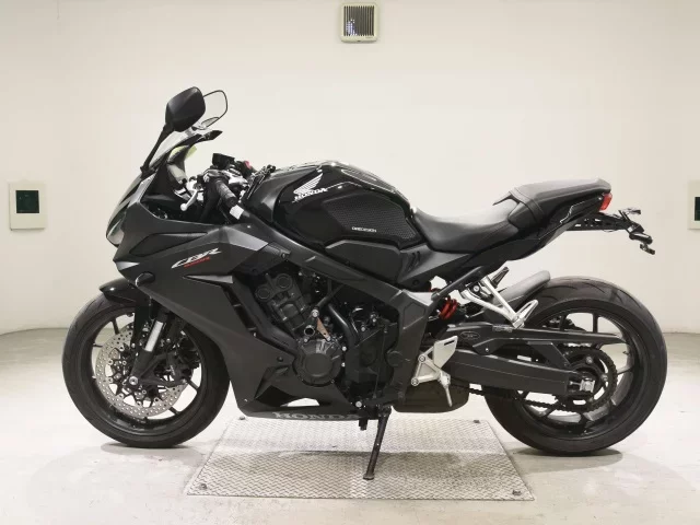 Honda CBR650R