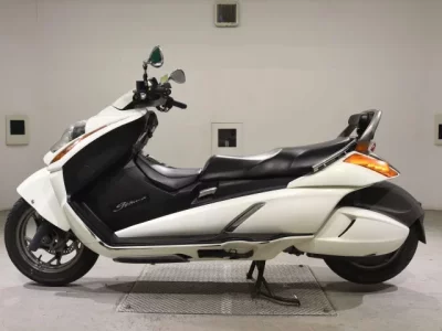 Suzuki GEMMA250