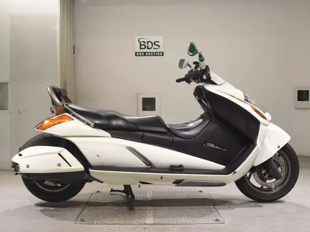 Suzuki GEMMA250