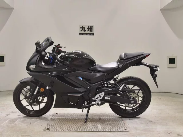 Yamaha YZF-R25A