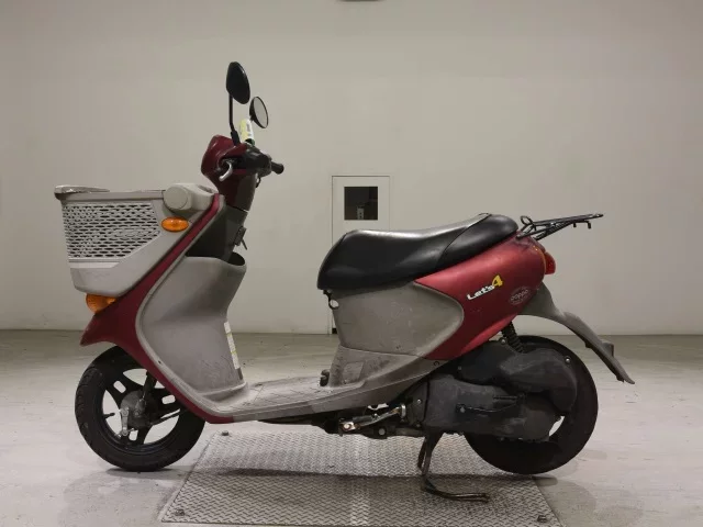 Suzuki LET S4