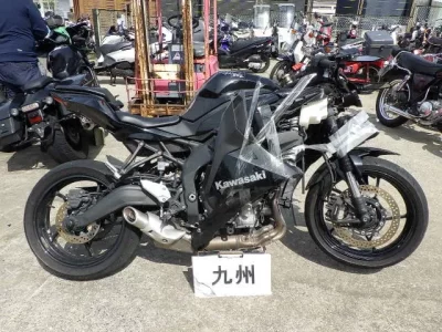 Kawasaki ZX-25R