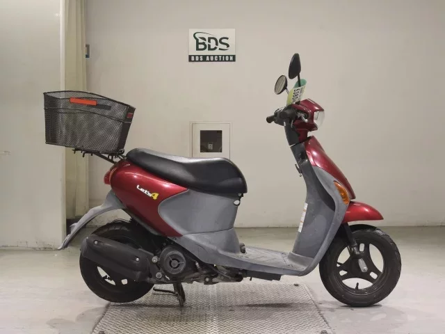 Suzuki LET S4