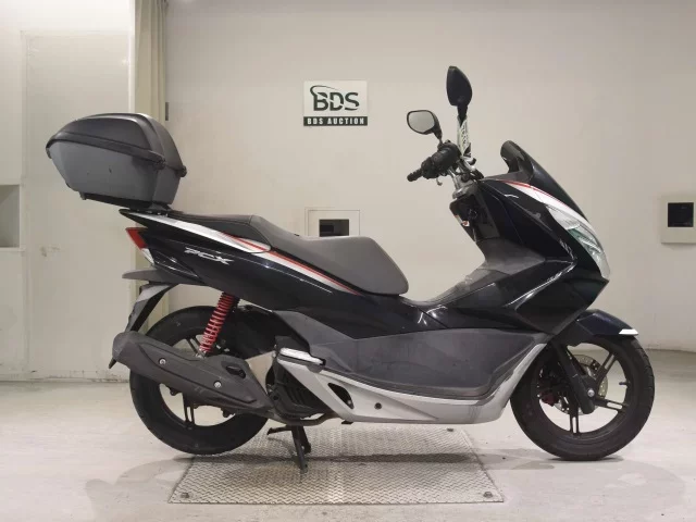 Honda PCX125-2