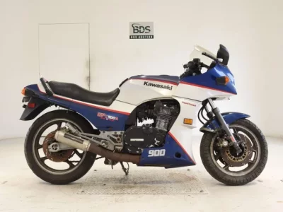 Kawasaki GPZ900R SHO LOUIS NOT EQUIPPED
