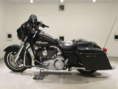 Harley-Davidson HARLEY FLHX1580