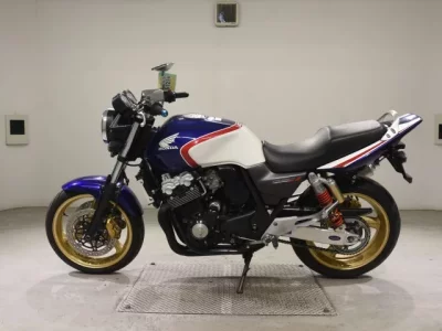 Honda CB400SFV-3