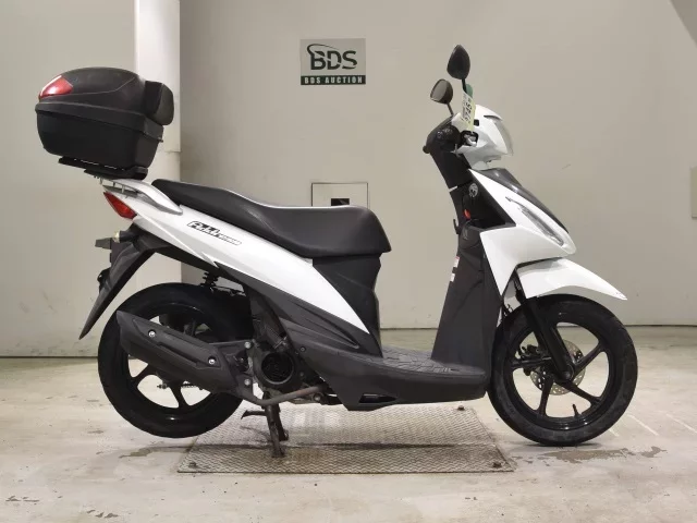Suzuki ADDRESS110-2