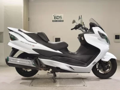 Suzuki SKYWAVE 250S-3