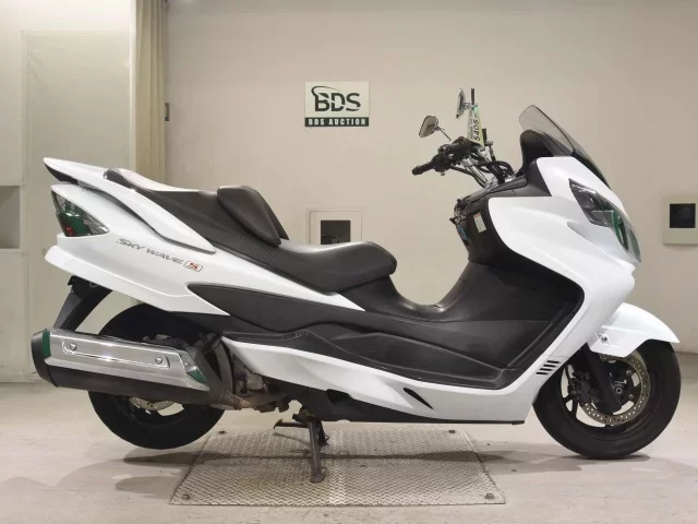 Suzuki SKYWAVE 250S-3