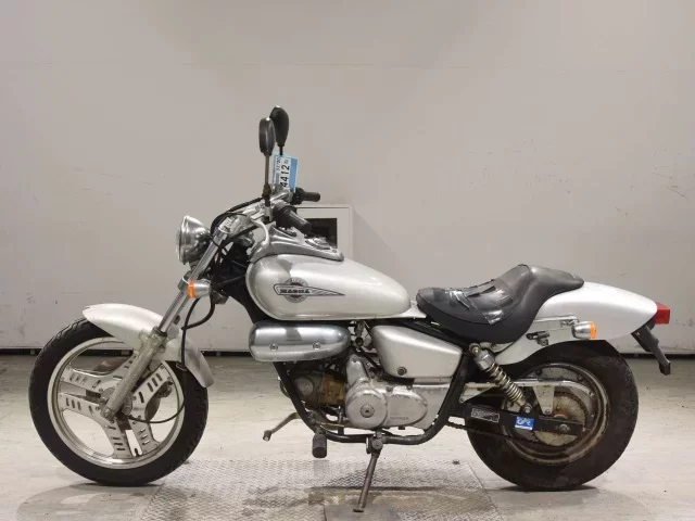 Honda MAGNA 50