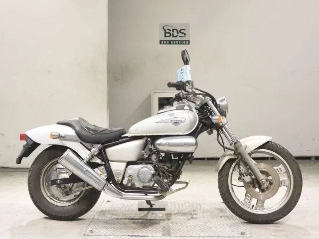 Honda MAGNA 50