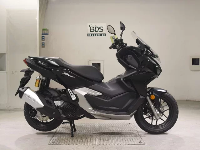 Honda ADV160