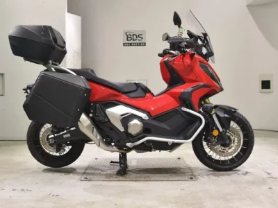 Honda X-ADV750-2