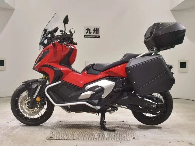 Honda X-ADV750-2