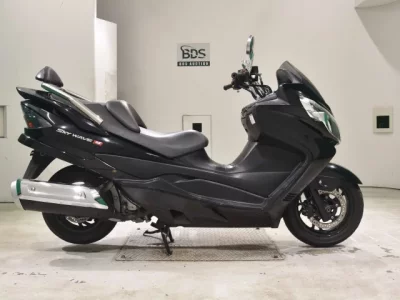 Suzuki SKYWAVE 250M