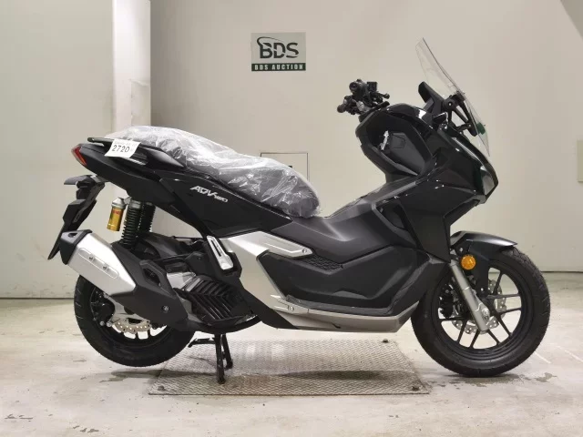 Honda ADV160