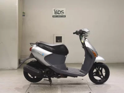 Suzuki LET S4